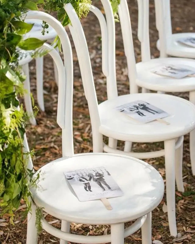 Bentwood Chairs - weiß Aufzeit